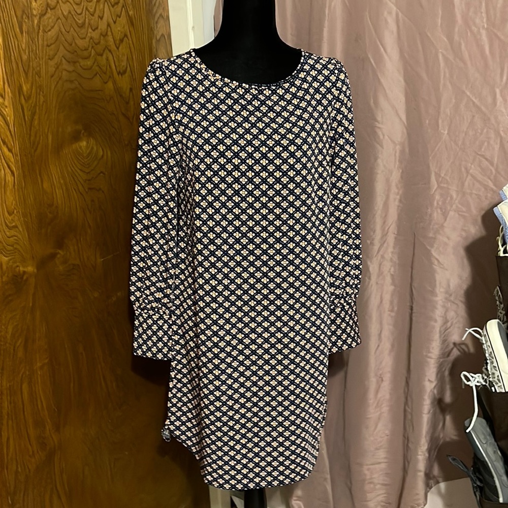 LOFT Navy and White Long Sleeve Geometric Shift Dress
